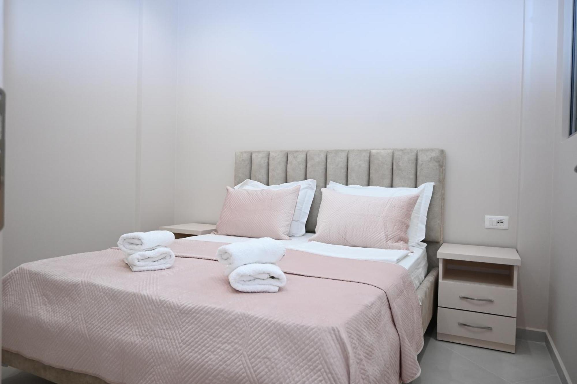 Eleana'S Apartament Саранде Стая снимка