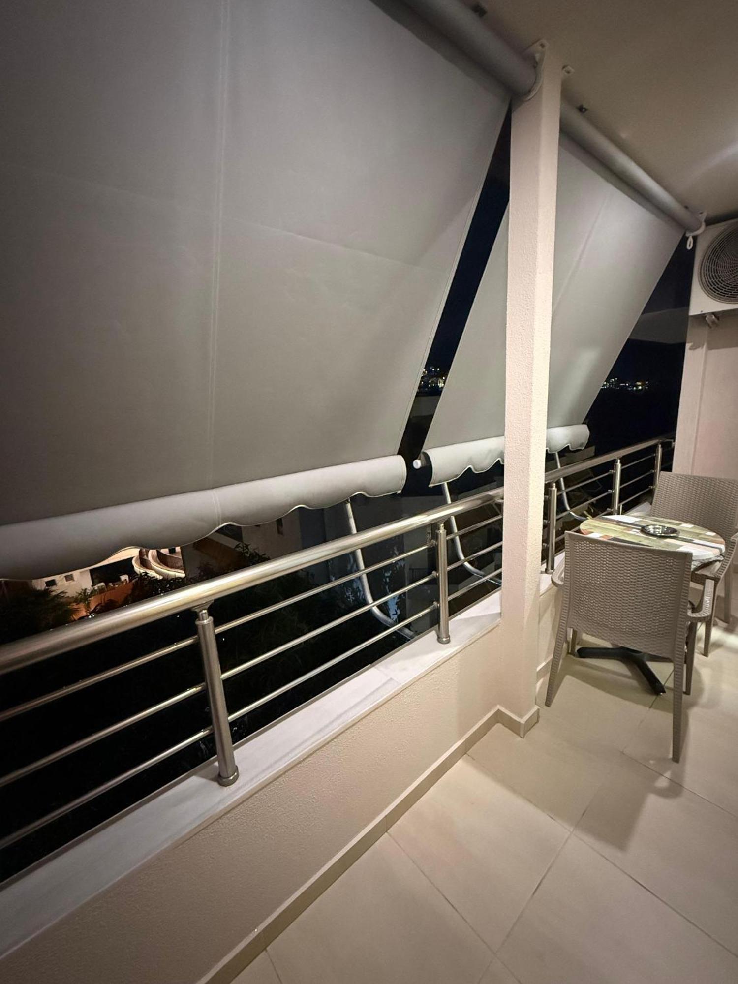 Eleana'S Apartament Саранде Екстериор снимка