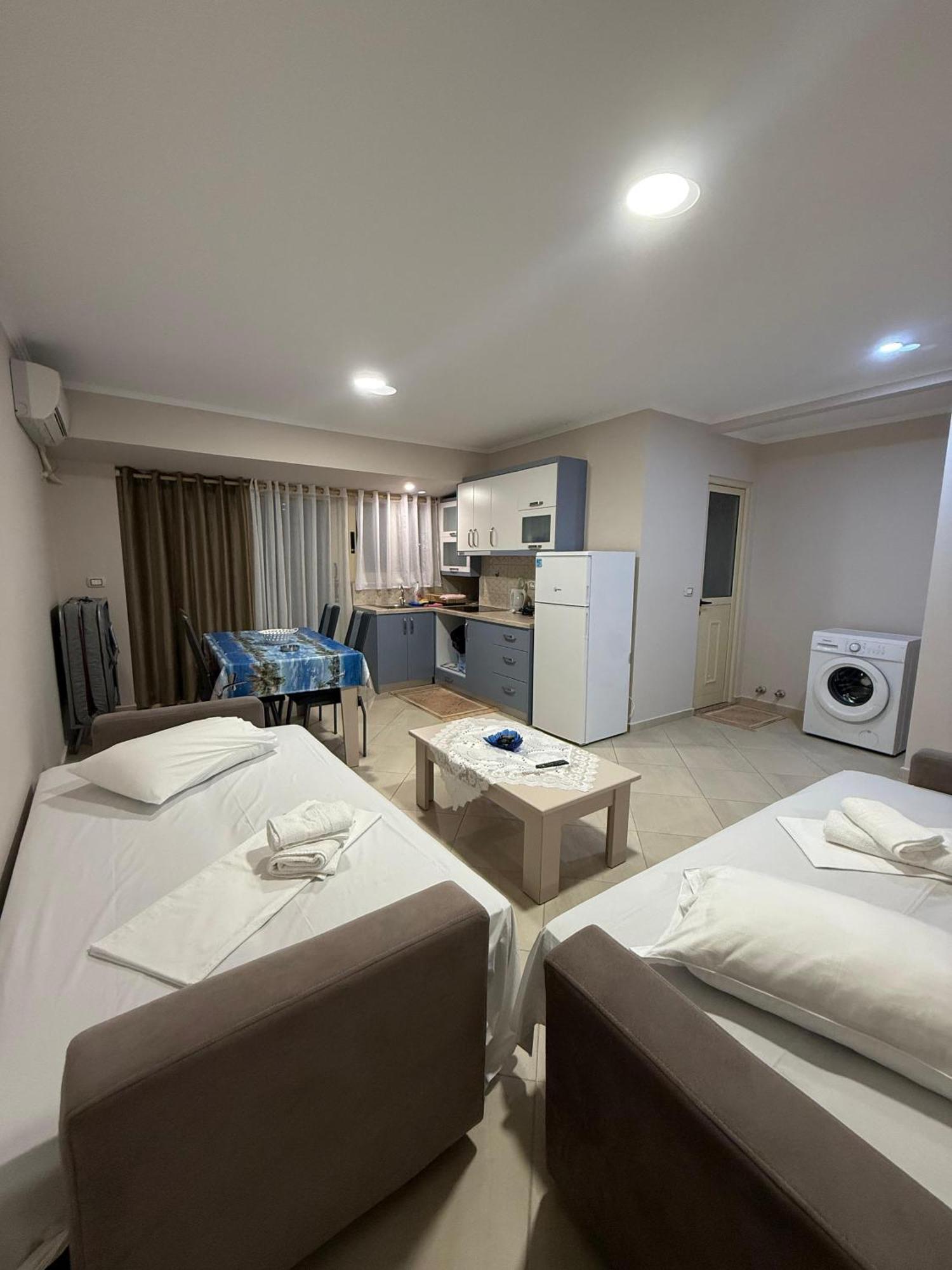Eleana'S Apartament Саранде Екстериор снимка