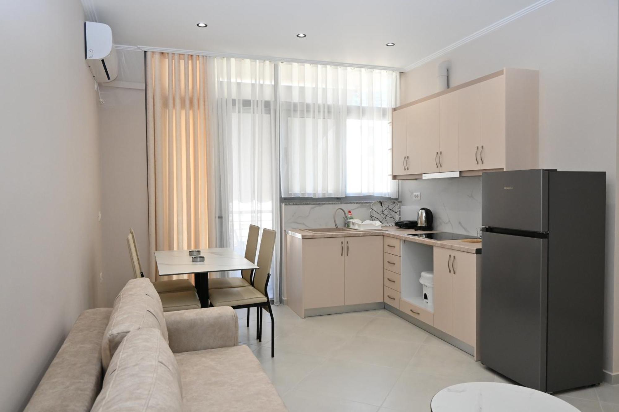 Eleana'S Apartament Саранде Екстериор снимка